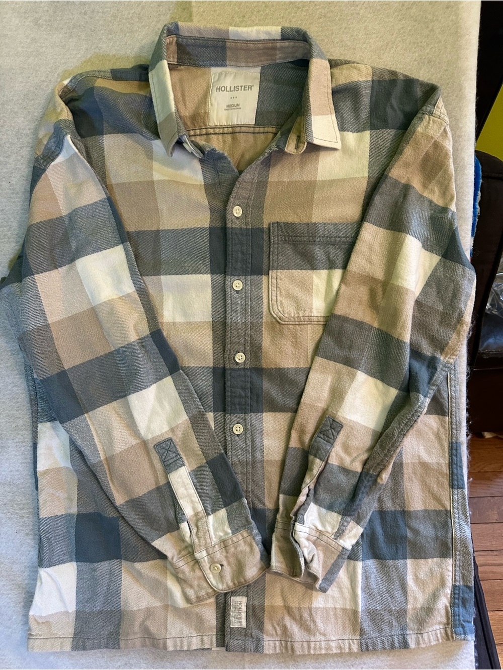 Vintage Style Hollister Plaid Flannel Shirt Medium M Beige Blue Earth Tone